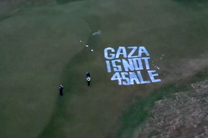 TRUMP’IN GOLF TESİSİNDE FİLİSTİN PROTESTOSU