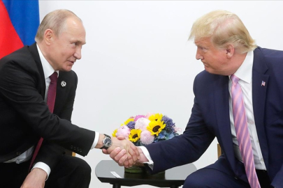 TRUMP: PUTİN’LE GÖRÜŞMEMİZ VERİMLİ GEÇTİ SAVAŞ BİTMEK ÜZERE