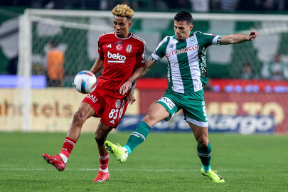BEŞİKTAŞ’A ŞOK MAĞLUBİYET: 9 KİŞİLİK KONYASPOR’A YENİLDİ!
