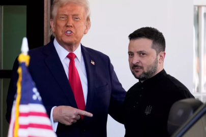 TRUMP: ZELENSKİY İLE ÇOK İYİ BİR GÖRÜŞME GERÇEKLEŞTİRDİK