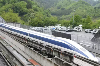 TOKYO METRO SALDIRISININ KURBANLARI ANILDI