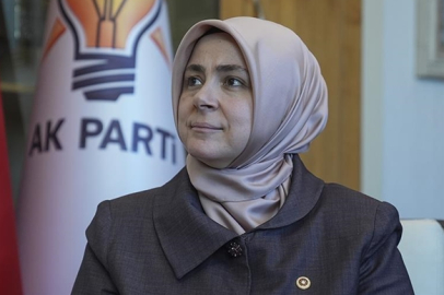 AK PARTİ KADIN KOLLARI BAŞKANI, DOWN SENDROMLU ÇOCUKLARLA BULUŞTU