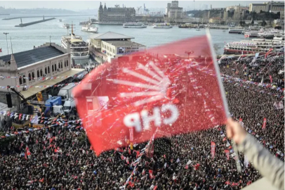 CHP’DEN 6 NİSAN’DA OLAĞANÜSTÜ KURULTAY